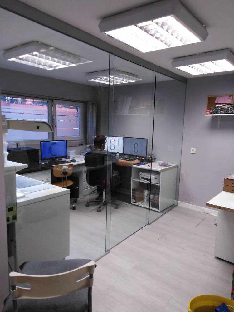 Cerramientos de cristal para empresas_algunas ideas interesantes