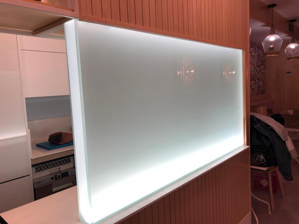 Es posible hacer cocinas con cerramiento de cristal