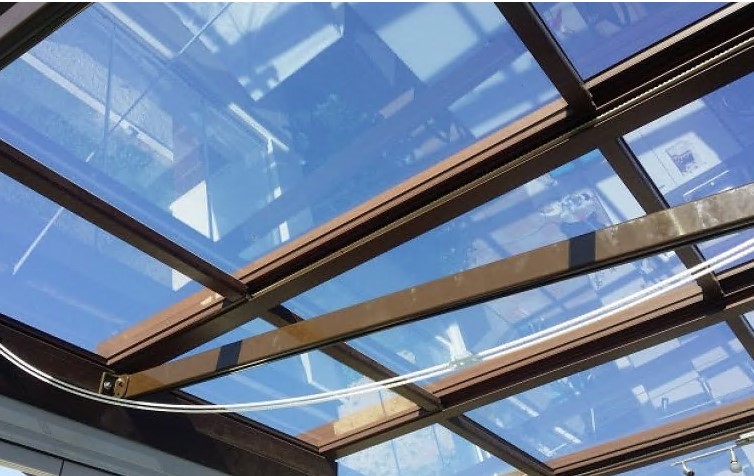 Son buena idea los techos de cristal en empresas